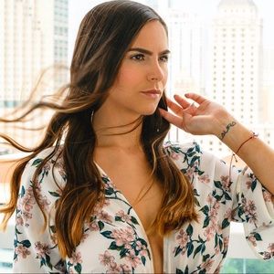 Meet your Posher, Manuela